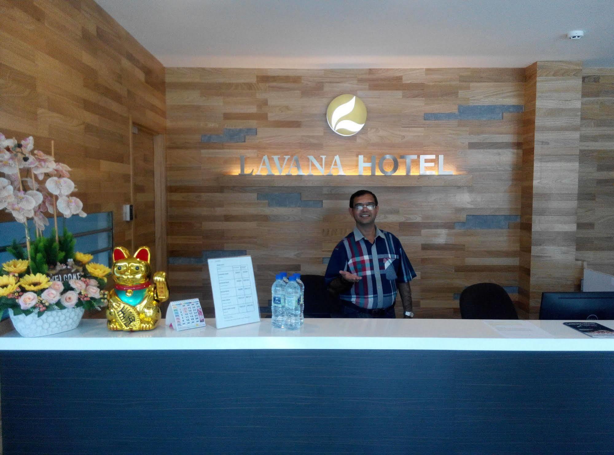 Lavana Hotel Batu Caves Exterior foto