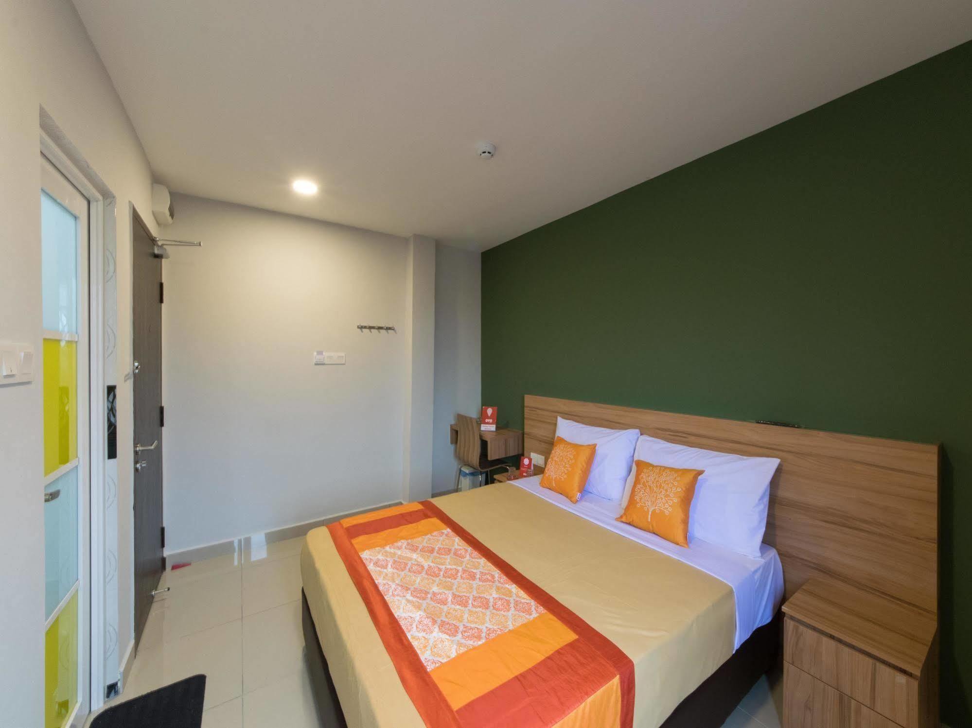 Lavana Hotel Batu Caves Exterior foto